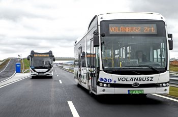 BYD_es_Ikarus_ebusz
